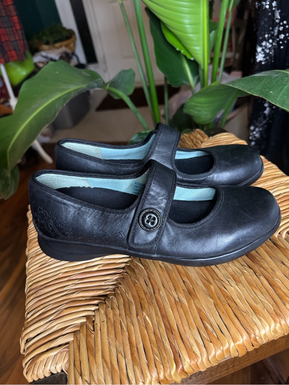 Aetrex Black Mary Jane Flats with Button Strap